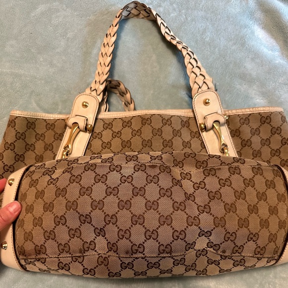 Gucci Pelham - Picture 7 of 10